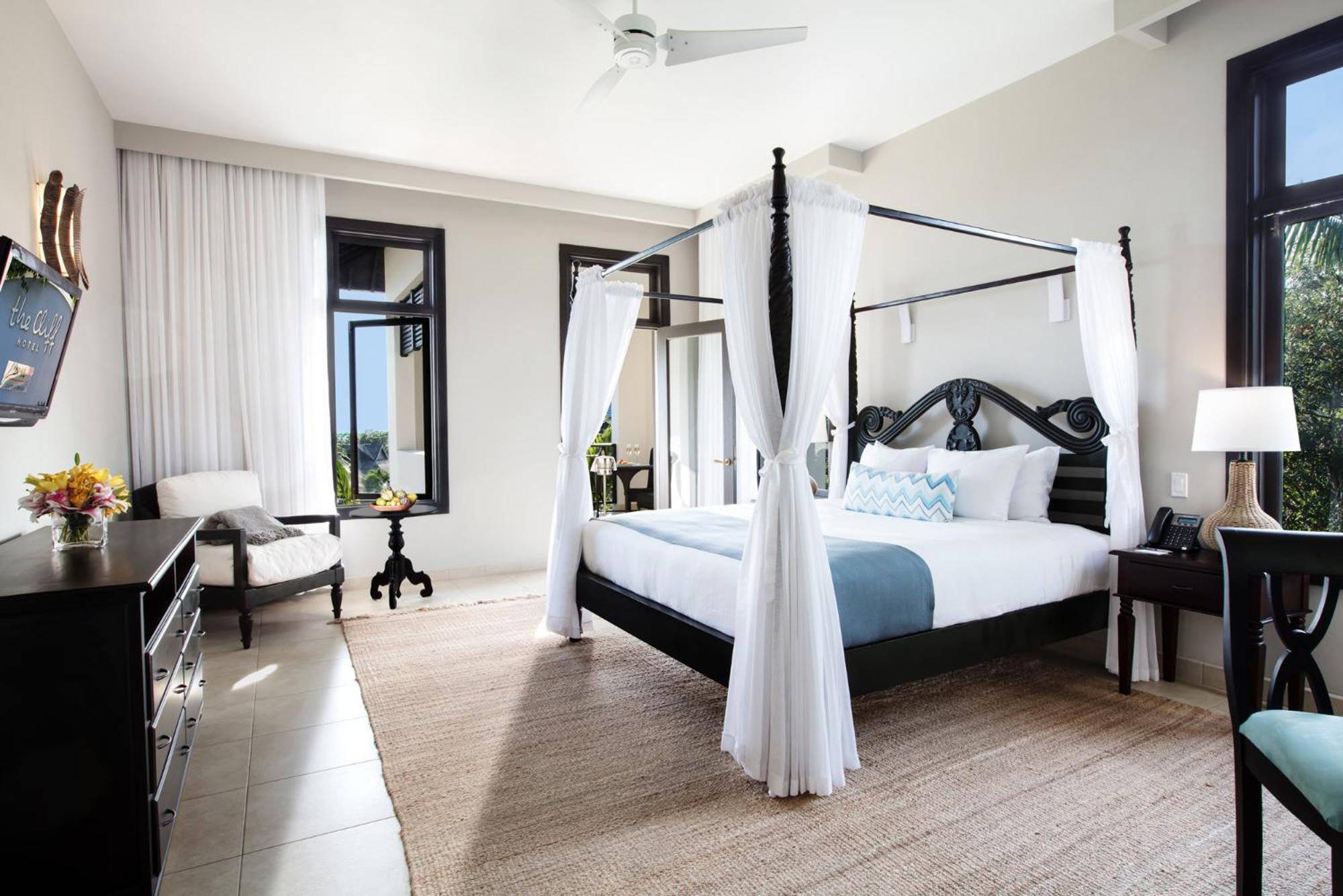 One Bedroom Suite with Pool