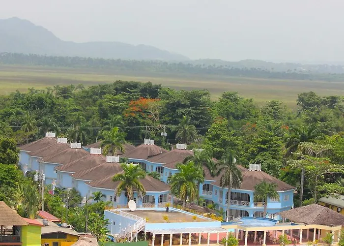 Family resorts Beachcomber Club